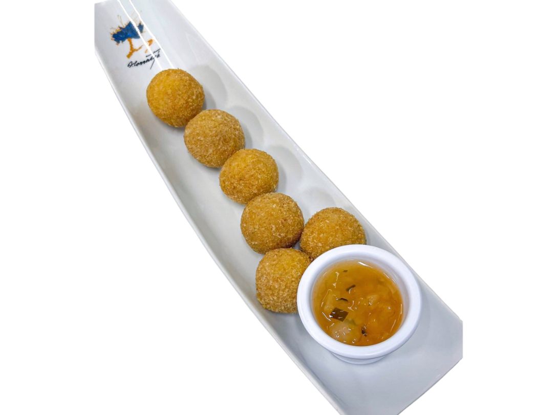 Nuestras bolitas de queso! Las bolitas de queso ya no son un plato nuevo en nuestro menú pero si uno de...